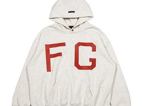 Essentials Clothing: Men and Women Fashion