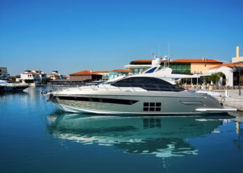 Hausbooturlaub Müritz