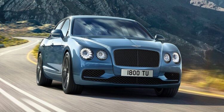 Rent Bentley in Dubai