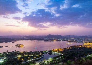 Roam Royal Routes on a Golden Triangle Tour With Goa