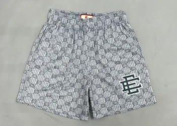 Hoodies & Shorts for Travel Pack for Summer Trips