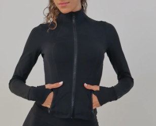 Die perfekte Passform finden: Top-Tipps zur Auswahl einer langen Sportjacke