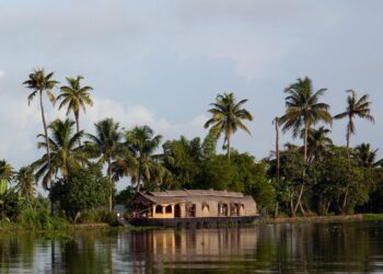 Kerala holiday packages