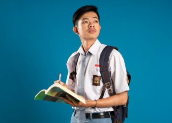 A young university student