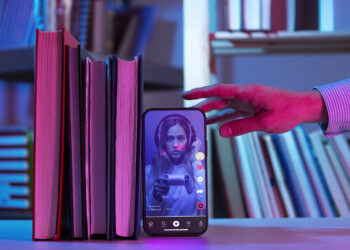 Why Should Authors Choose Digital Publishing Over Traditional Routes