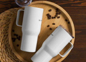 Warum ein Padelian Reisebecher mit Griff der perfekte Begleiter für Reisen ist