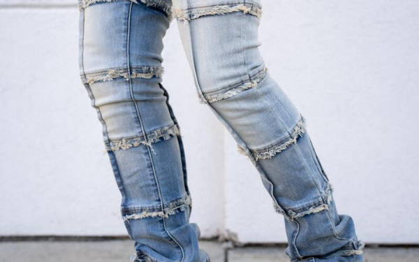 Stacked Jeans: The Denim Trend Defining Modern Streetwear