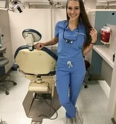 dental-assistant-uniform