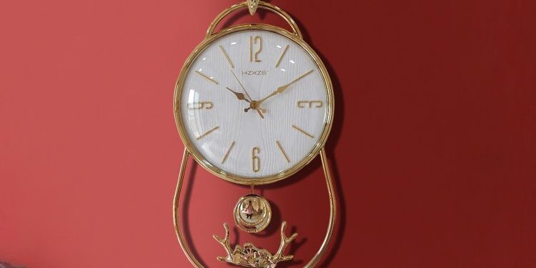 Wall Clock: Where Function Meets Timeless Home Décor