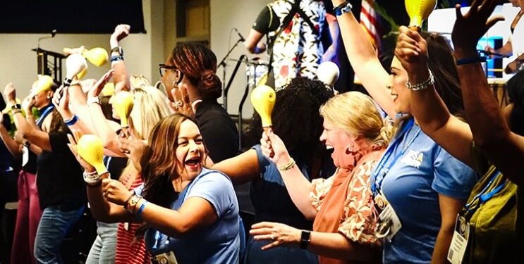 immersive keynote for companies