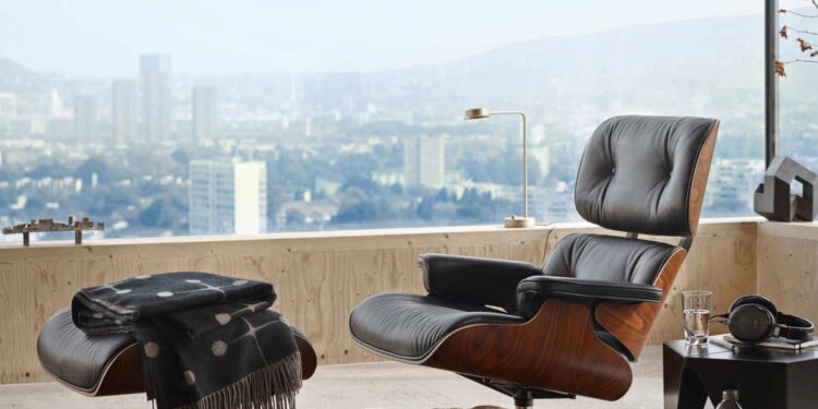 Simple Guide to the Charles Eames Leather Lounge Chair and Ottoman Set