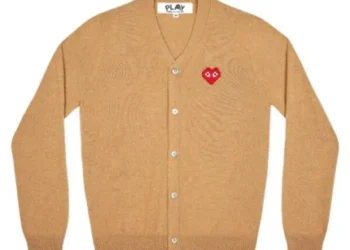 Why the CDG Long Sleeve Is a Must-Have for Every Streetwear Collection